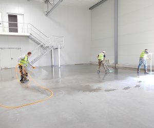 workers cleaning