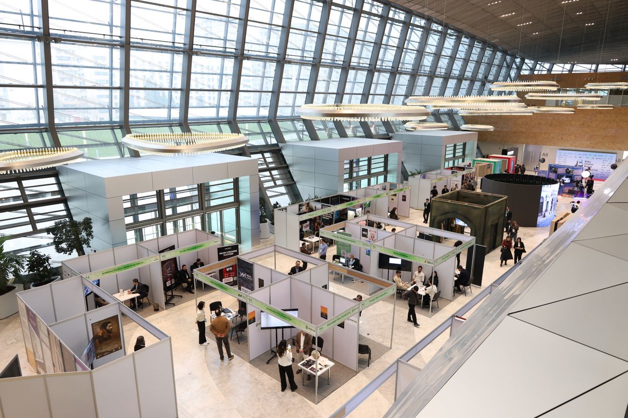 trade show booth design: attract visitors and generate leads